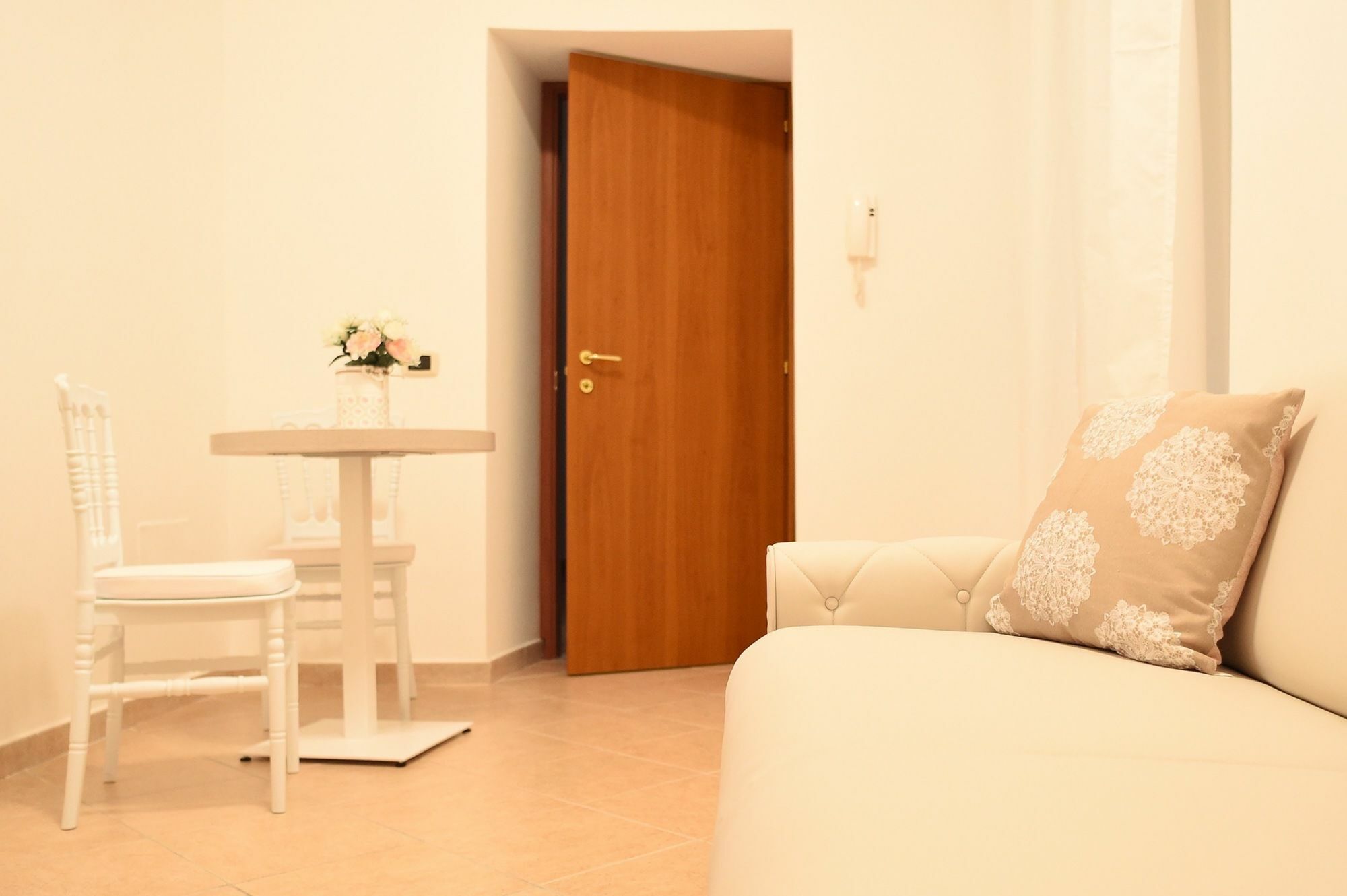 נאפולי B&B Bonnes Suites מראה חיצוני תמונה
