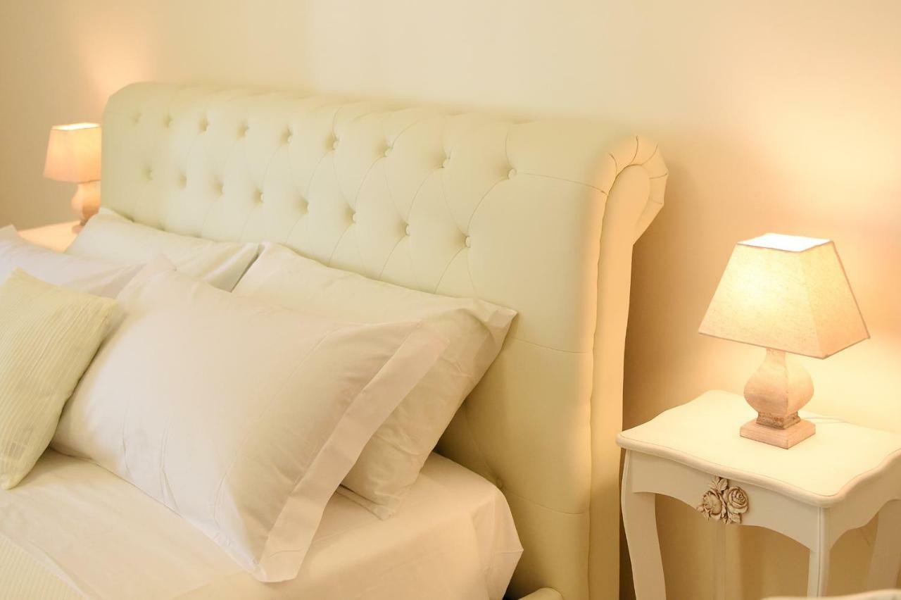 נאפולי B&B Bonnes Suites מראה חיצוני תמונה