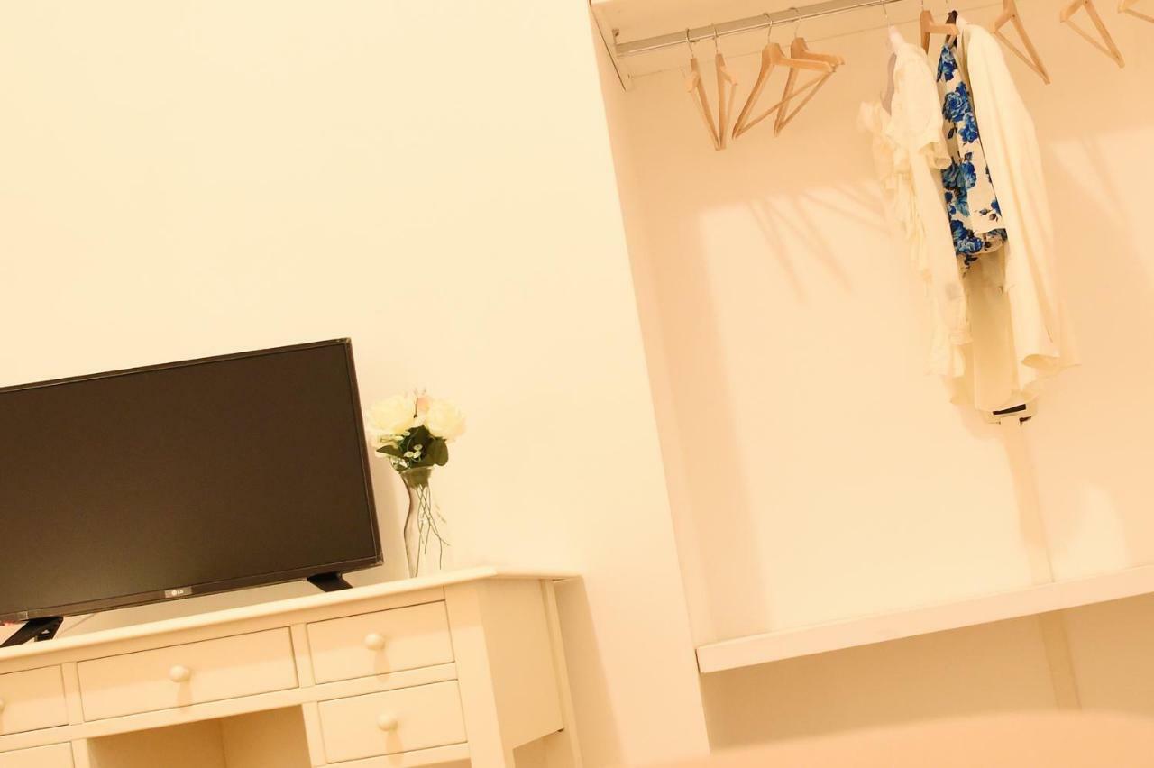 נאפולי B&B Bonnes Suites מראה חיצוני תמונה