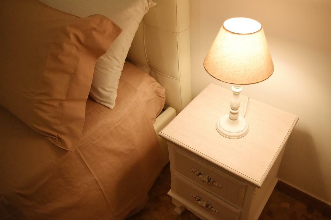 נאפולי B&B Bonnes Suites מראה חיצוני תמונה
