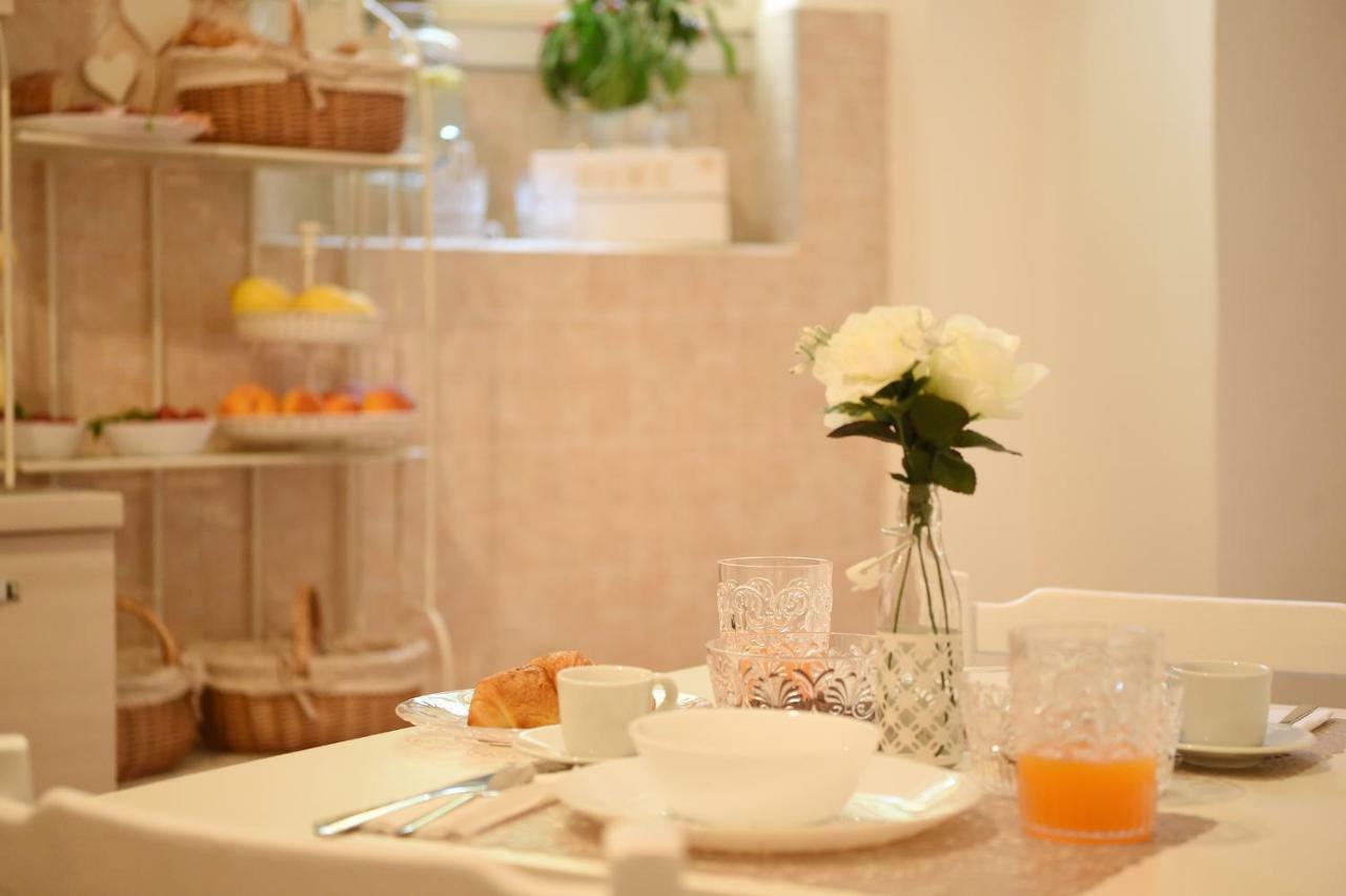 נאפולי B&B Bonnes Suites מראה חיצוני תמונה