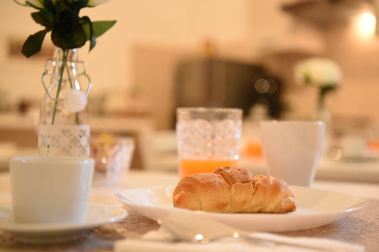 נאפולי B&B Bonnes Suites מראה חיצוני תמונה
